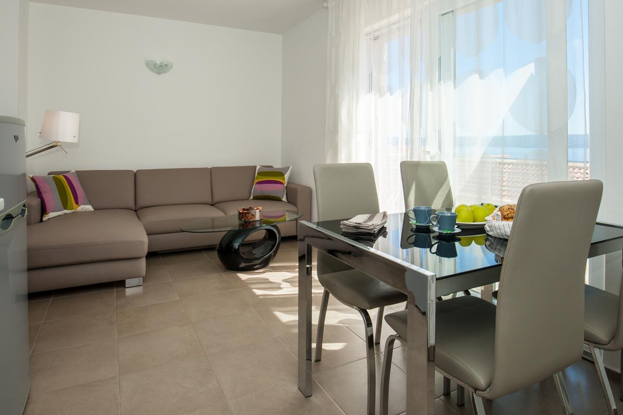 Vista Apartments Bol Kültér fotó