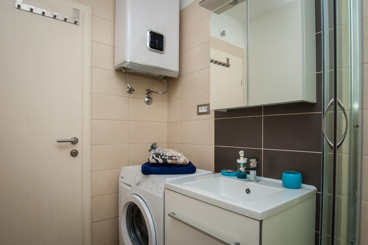 Vista Apartments Bol Kültér fotó