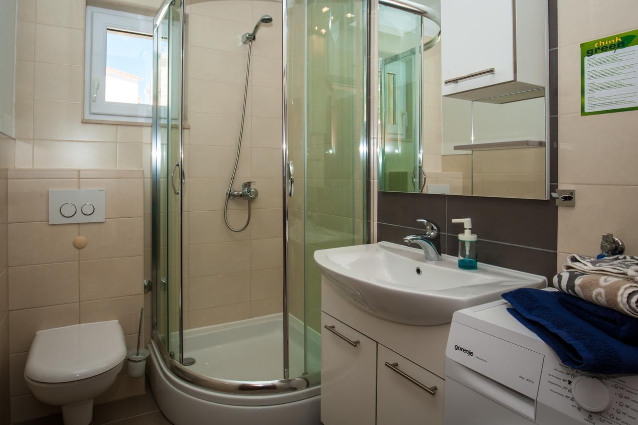 Vista Apartments Bol Kültér fotó