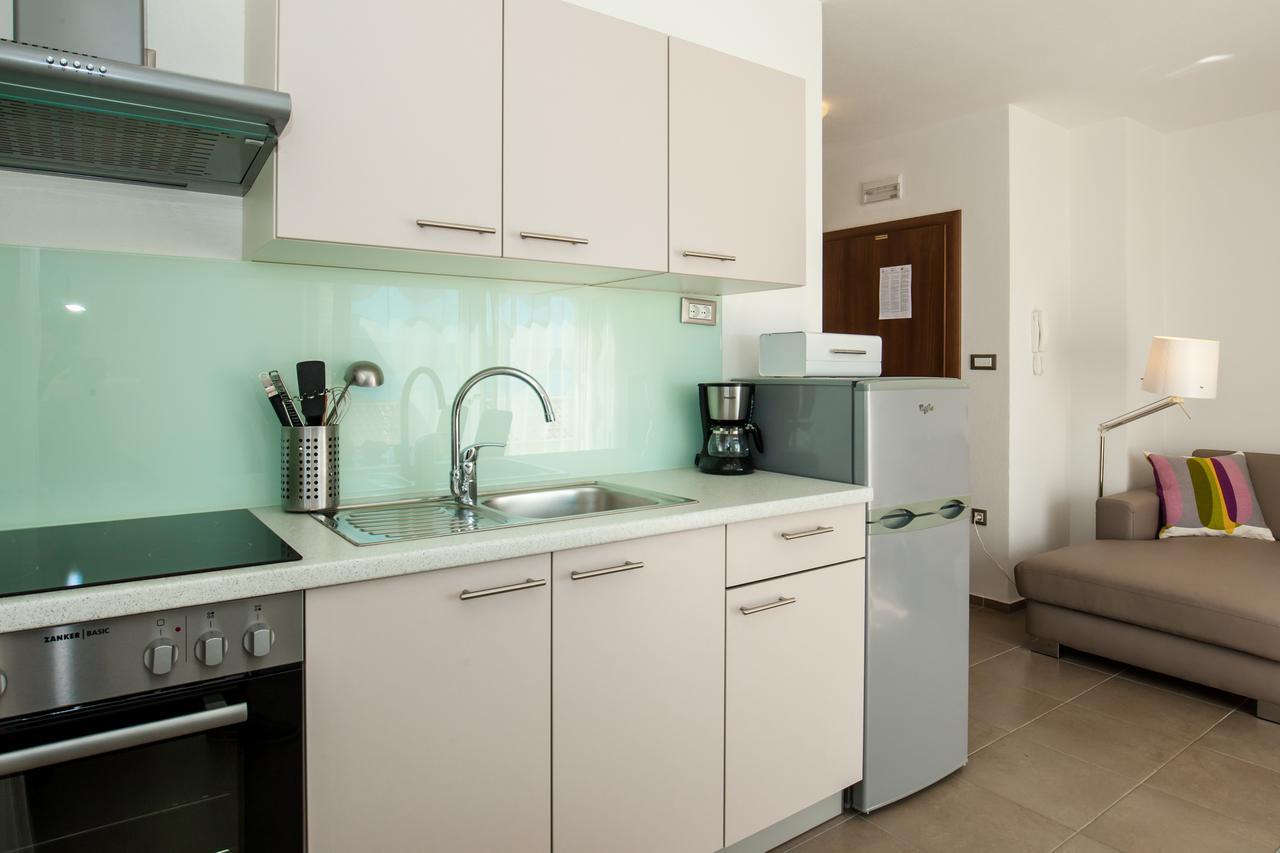 Vista Apartments Bol Kültér fotó